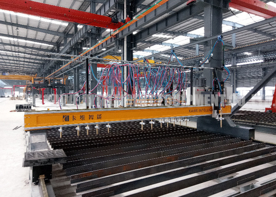 آلة القطع بالغاز CNC ذات الرؤوس المتعددة من نوع القنطرية 6000 مم / دقيقة أكسجين Accetylene